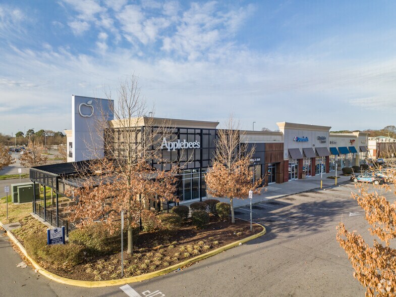 7740-7870 Tidewater Dr, Norfolk, VA à louer - Photo principale – Image 2 sur 6