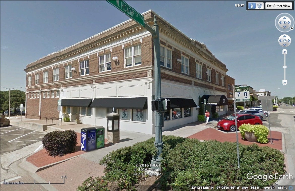 207 W Hickory St, Denton, TX à louer Photo principale– Image 1 sur 10