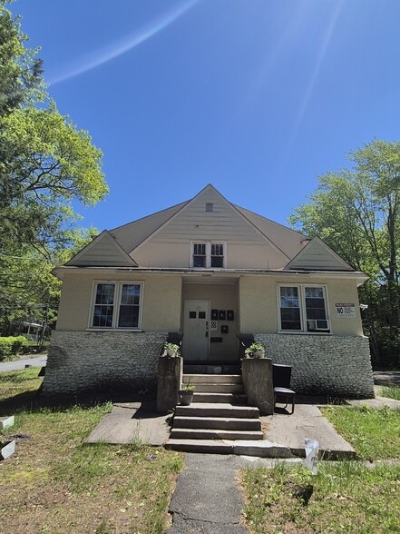 88 Laurel Ave, South Fallsburg, NY à vendre - Photo de l’immeuble – Image 2 sur 28