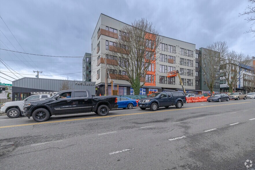 4015 Stone Way N, Seattle, WA à louer - Photo principale – Image 2 sur 3