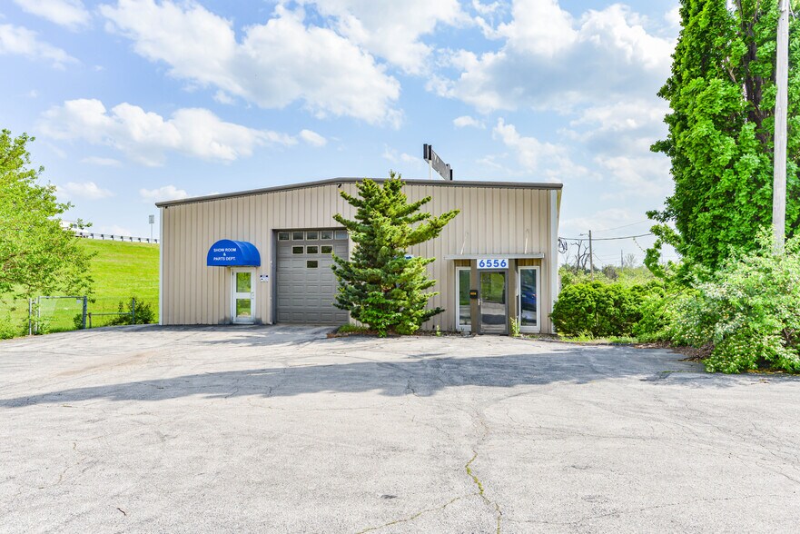 6556 Jonas Pl, Berkeley, MO à vendre - Photo de l’immeuble – Image 2 sur 22
