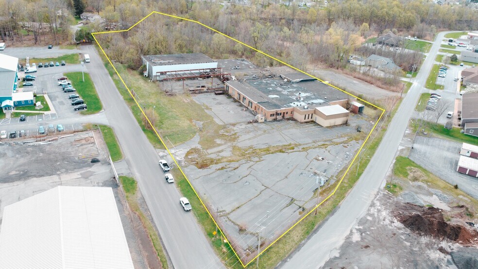 645 Birchwood Dr, Oneida, NY à vendre - Photo principale – Image 1 sur 4