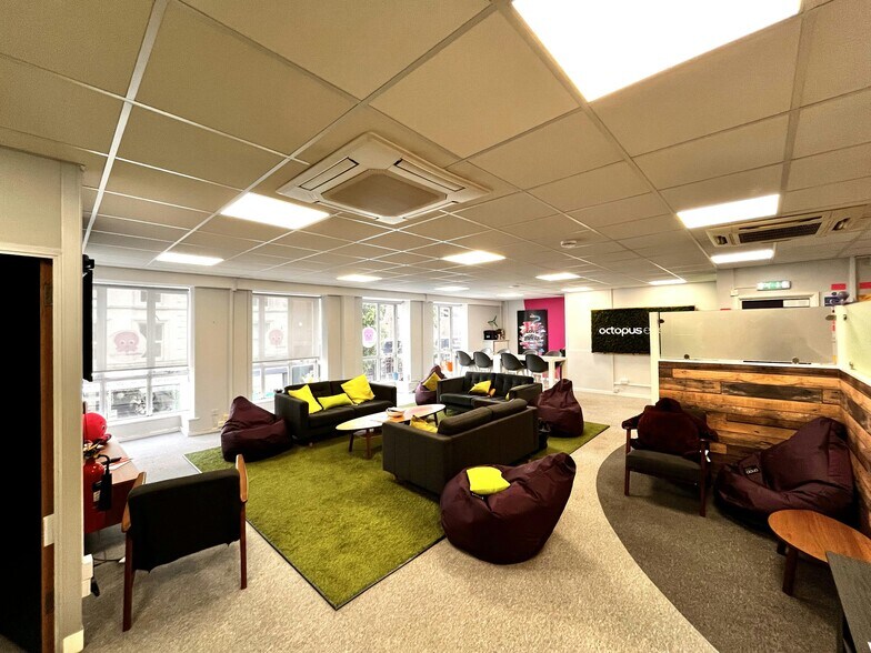 119 West St, Fareham à louer - Photo intérieure – Image 2 sur 6