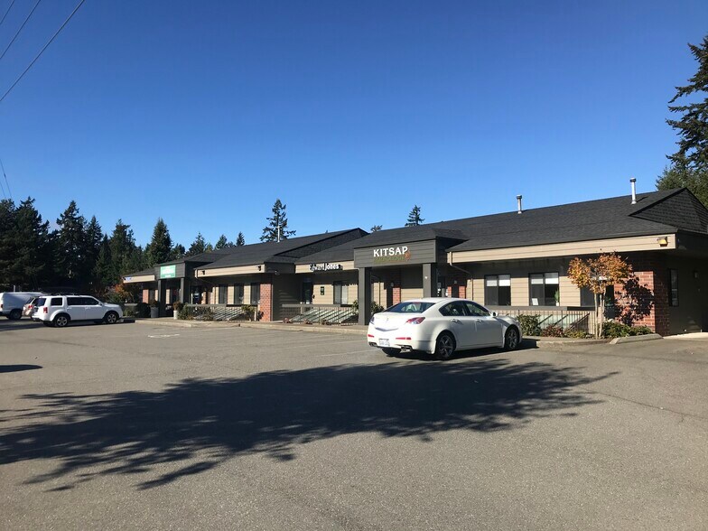 5775 Soundview Dr, Gig Harbor, WA à louer - Photo de l’immeuble – Image 3 sur 4