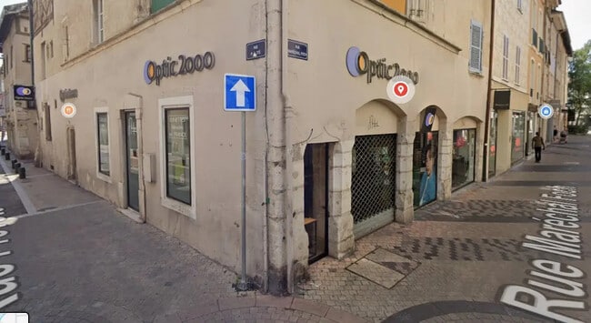 Plus de détails pour Local commercial à louer