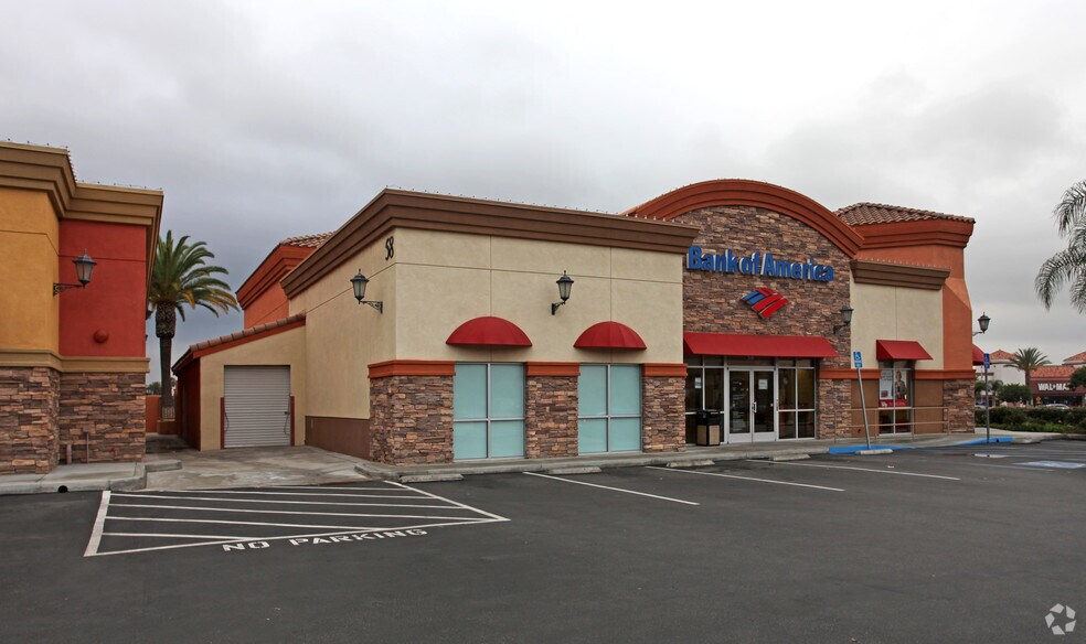 18-68 Rio Rancho Rd, Pomona, CA à louer - Photo de l’immeuble – Image 1 sur 7