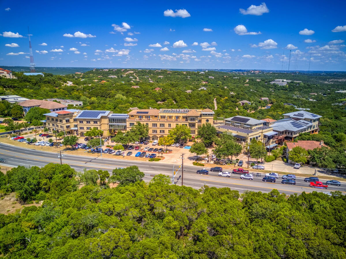 6836 Bee Caves Rd, Austin, TX à louer Photo principale– Image 1 sur 5