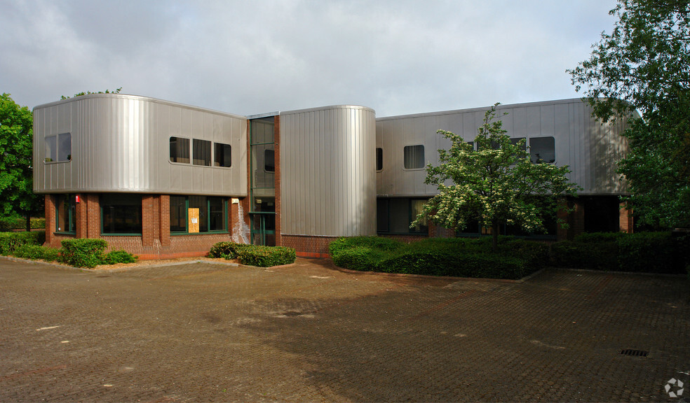 Faraday Rd, Swindon à vendre - Photo principale – Image 1 sur 2