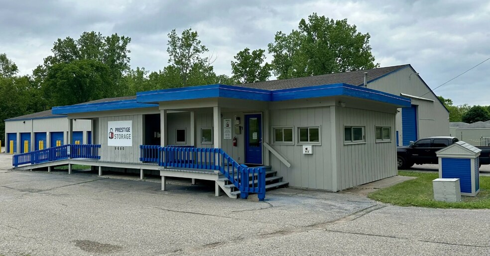 9650 Dixie Hwy, Village of Clarkston, MI à louer - Photo principale – Image 1 sur 3