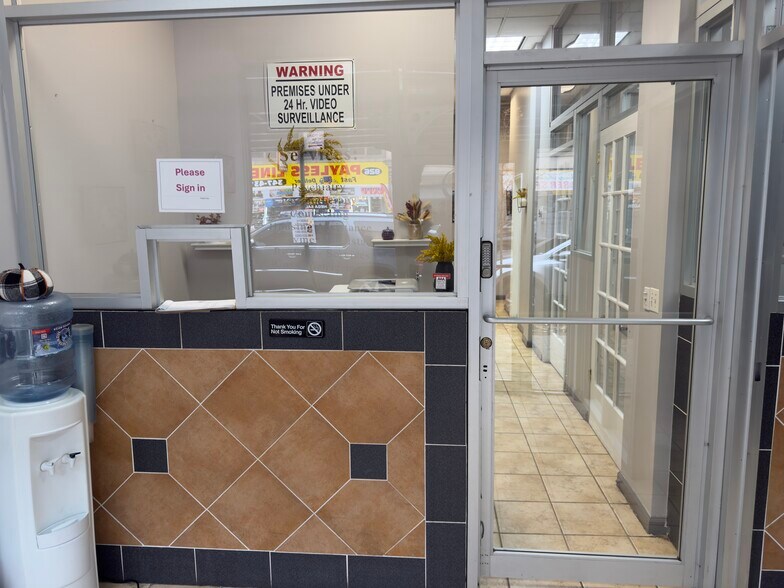 817 Westchester Ave, Bronx, NY à louer - Photo intérieure – Image 1 sur 10