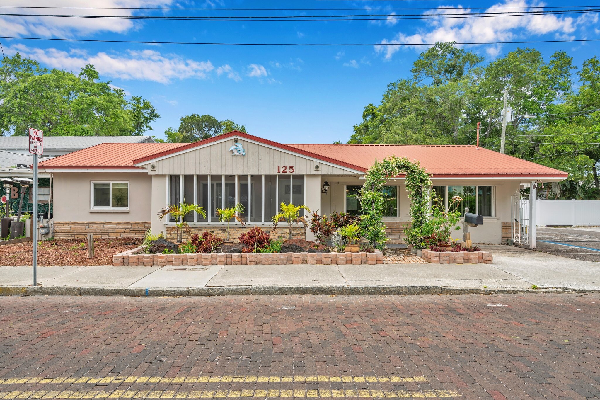 125 5th Ave N, Safety Harbor, FL à louer Photo intérieure– Image 1 sur 28