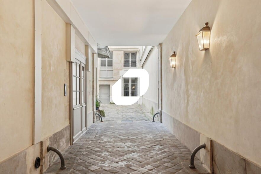 65 Rue Sainte-Anne, Paris à vendre - Photo de l’immeuble – Image 3 sur 14