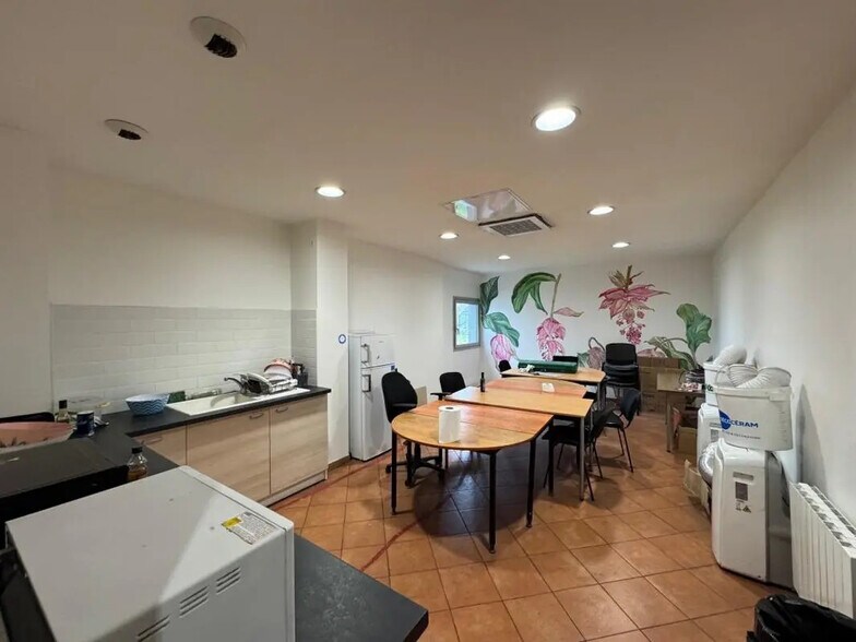 Bureau dans Alfortville à louer - Photo de l’immeuble – Image 2 sur 7