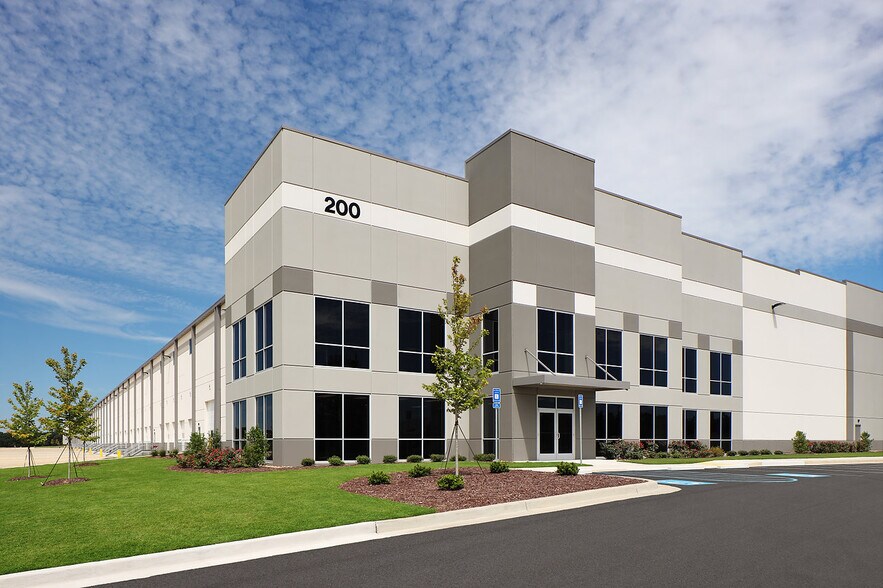 200 International Pky, Adairsville, GA à louer - Photo de l’immeuble – Image 2 sur 4