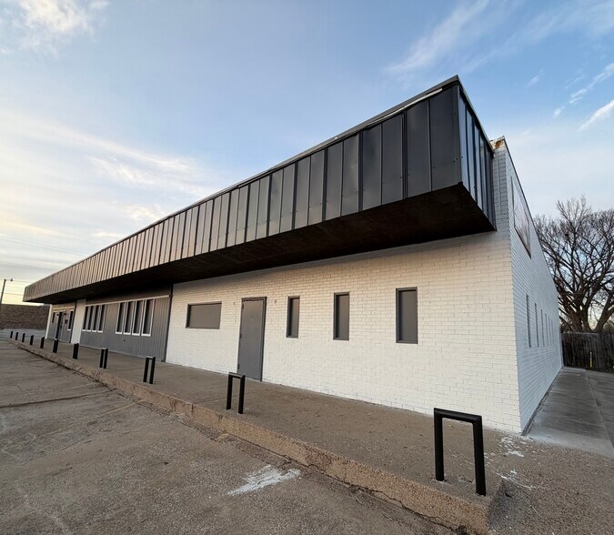 612 Michael Dr, Everman, TX à louer - Photo de l’immeuble – Image 3 sur 9