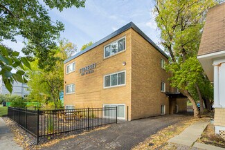 Plus de détails pour 1821 17 St SW, Calgary, AB - Logement à vendre