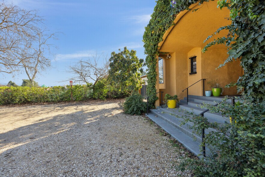 115 Main St, Saint Helena, CA à vendre - Photo de l’immeuble – Image 3 sur 10