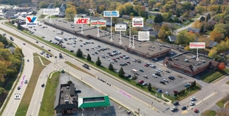 Plus de détails pour 1027-1093 Summit Ave, Oconomowoc, WI - Local commercial à louer