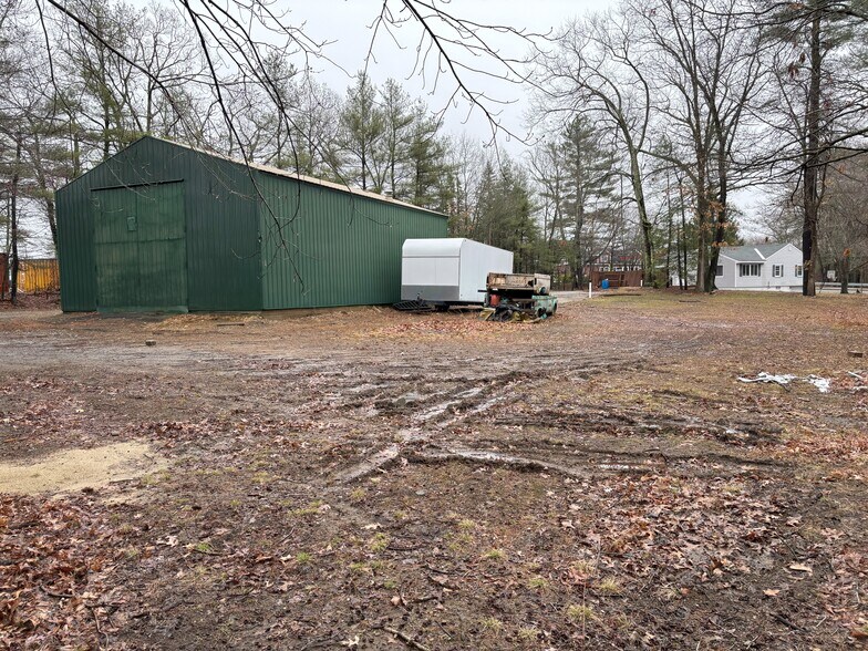 934 Salem St, Groveland, MA à louer - Photo de l’immeuble – Image 2 sur 4
