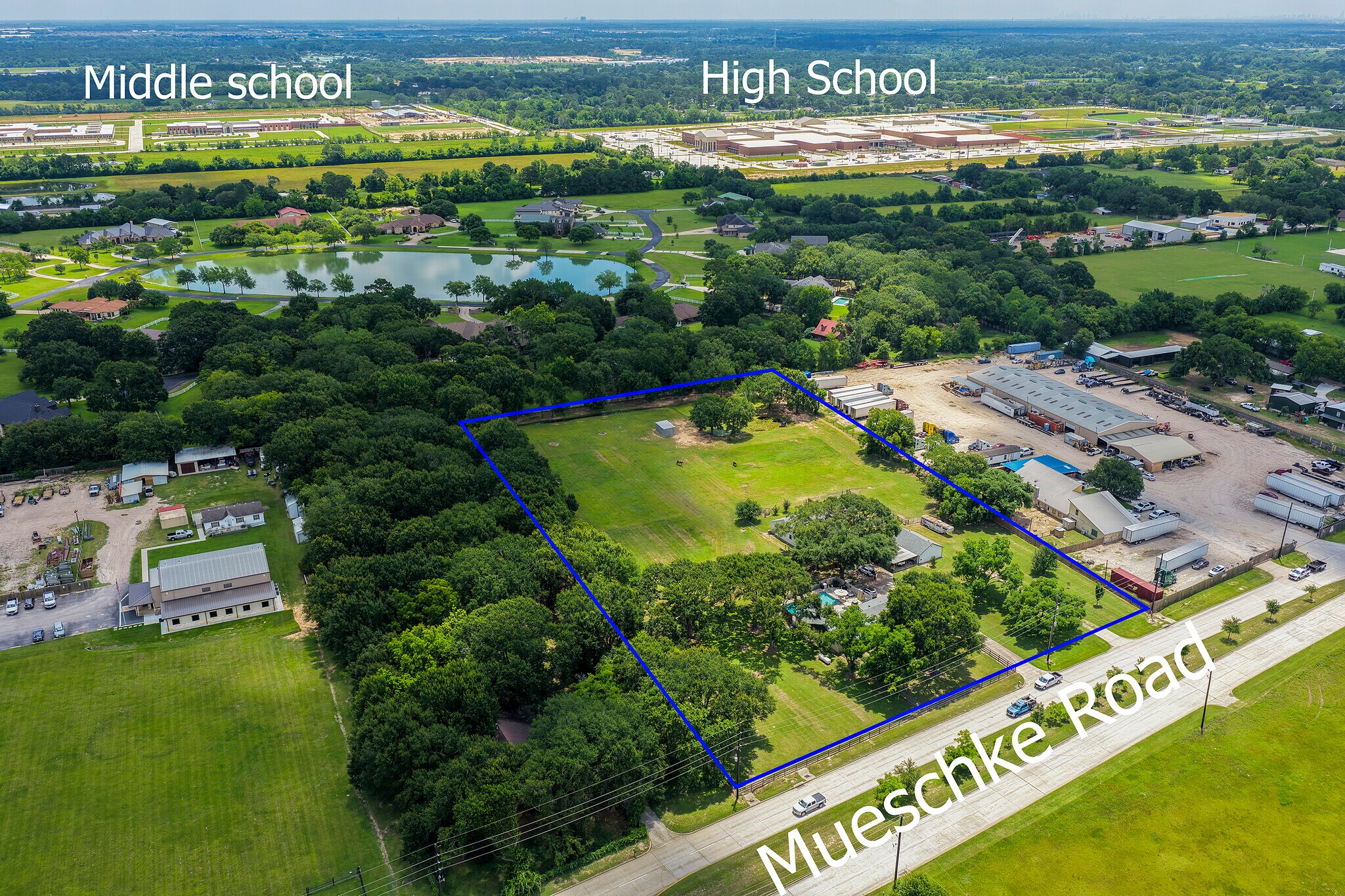 18334 Mueschke Rd, Cypress, TX à vendre Photo de l’immeuble– Image 1 sur 27