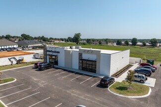 Plus de détails pour 1373 Union University Dr, Jackson, TN - Local commercial à louer
