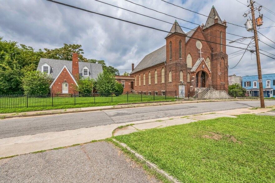 105 E Pilkington St, Richmond, VA à vendre - Photo de l’immeuble – Image 2 sur 20
