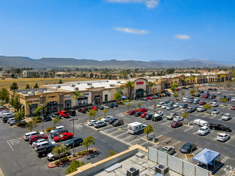 25125 Madison Ave, Murrieta, CA à louer - Photo de l’immeuble – Image 1 sur 21