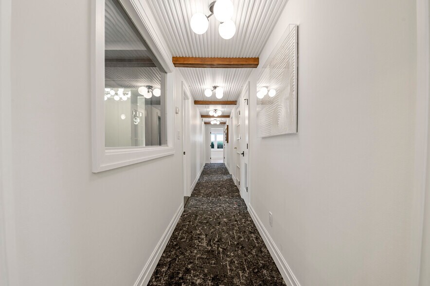 1553 Broadway, Hewlett, NY à louer - Photo de l’immeuble – Image 3 sur 9