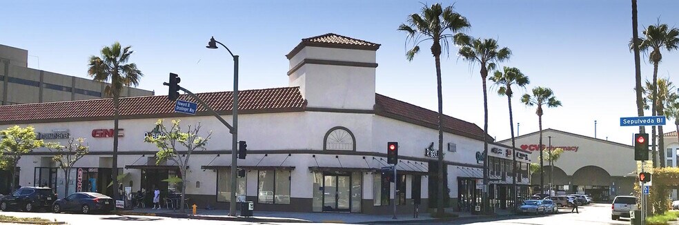 8901-8915 S Sepulveda Blvd, Los Angeles, CA à louer - Photo de l’immeuble – Image 1 sur 10