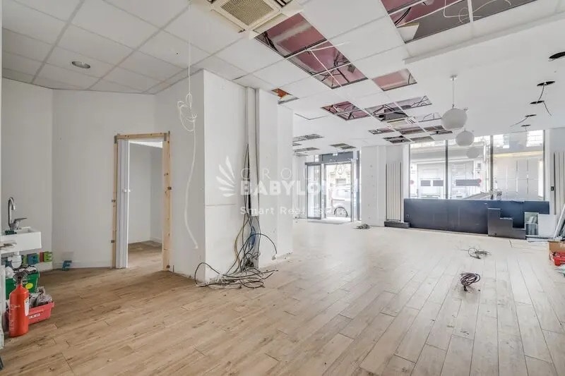 Local commercial dans Paris à louer - Photo intérieure – Image 3 sur 14