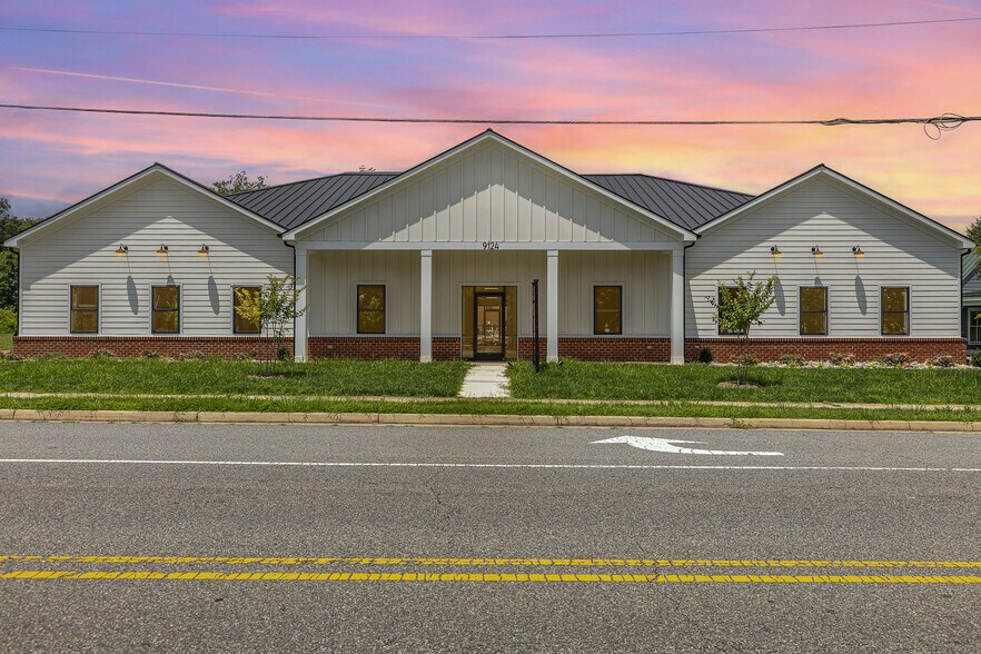 9124 Courthouse Rd, Spotsylvania, VA à louer - Photo de l’immeuble – Image 2 sur 42