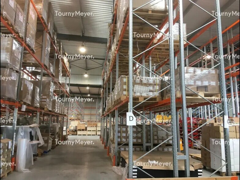 Industriel/Logistique dans Blanquefort à louer - Photo de l’immeuble – Image 3 sur 7