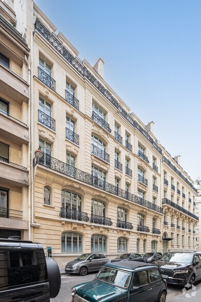 6-8 Rue Duret, Paris à louer - Photo de l’immeuble – Image 3 sur 3