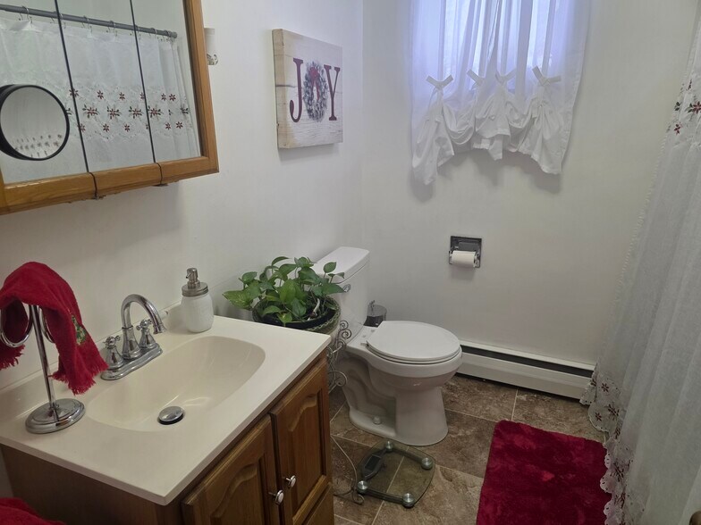 1240 S Main St, Greensburg, PA à vendre - Photo de l’immeuble – Image 3 sur 10