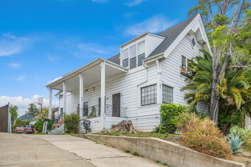 2464 Palmetto St, Oakland, CA à vendre - Photo principale – Image 1 sur 19