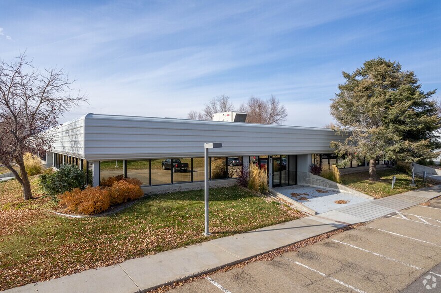 1551 S Sunset St, Longmont, CO à louer - Photo de l’immeuble – Image 3 sur 6