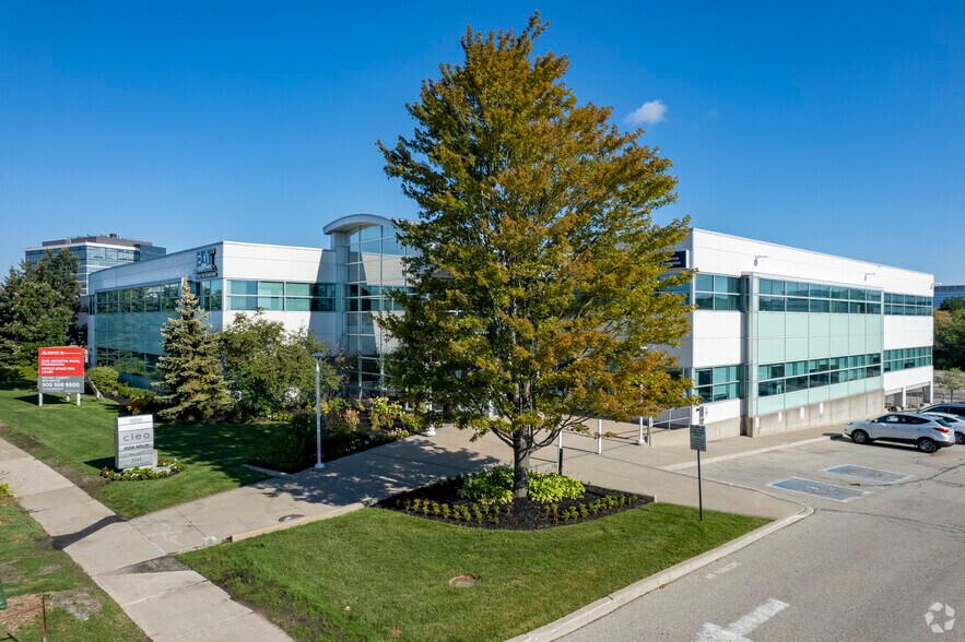 2345 Argentia Rd, Mississauga, ON à louer - Photo de l’immeuble – Image 3 sur 4
