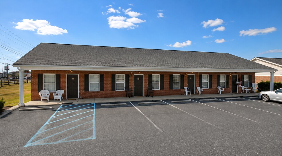 18 Blossom Ln, Rossville, GA à vendre - Photo de l’immeuble – Image 3 sur 23