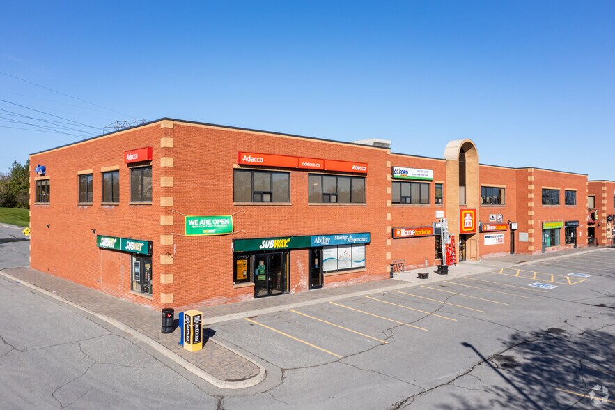 329 March Rd, Ottawa, ON à louer - Photo de l’immeuble – Image 3 sur 4