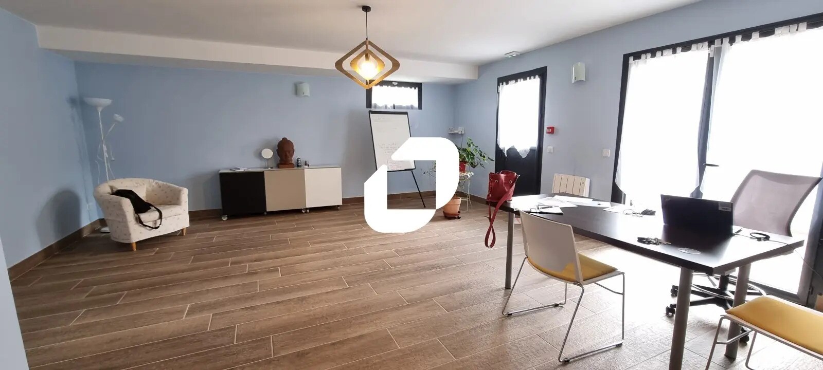 Bureau dans Coupvray à vendre Photo de l’immeuble– Image 1 sur 11
