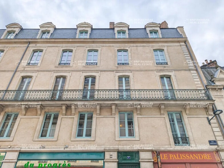 Bureau dans Rennes à louer - Photo de l’immeuble – Image 2 sur 6