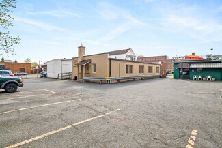 Plus de détails pour 68 Westfield St, West Springfield, MA - Local commercial à vendre
