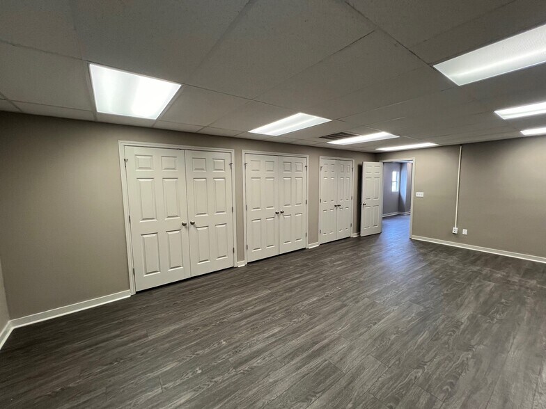 222 Hereford Rd, Corpus Christi, TX à louer - Photo de l’immeuble – Image 2 sur 9