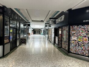 1-32 Quadrant Arcade, Romford à louer Photo intérieure– Image 2 sur 10