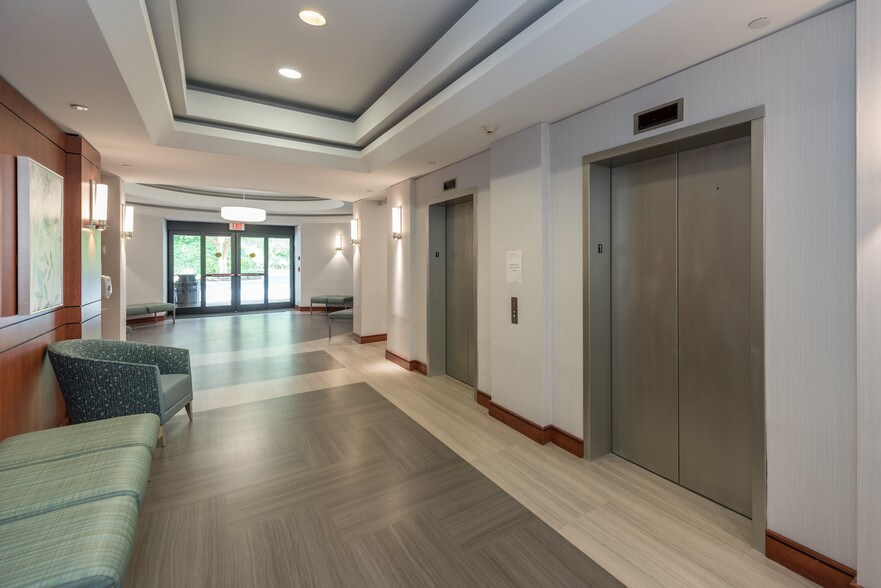 7301 Forest Ave, Richmond, VA à louer - Photo intérieure – Image 2 sur 10