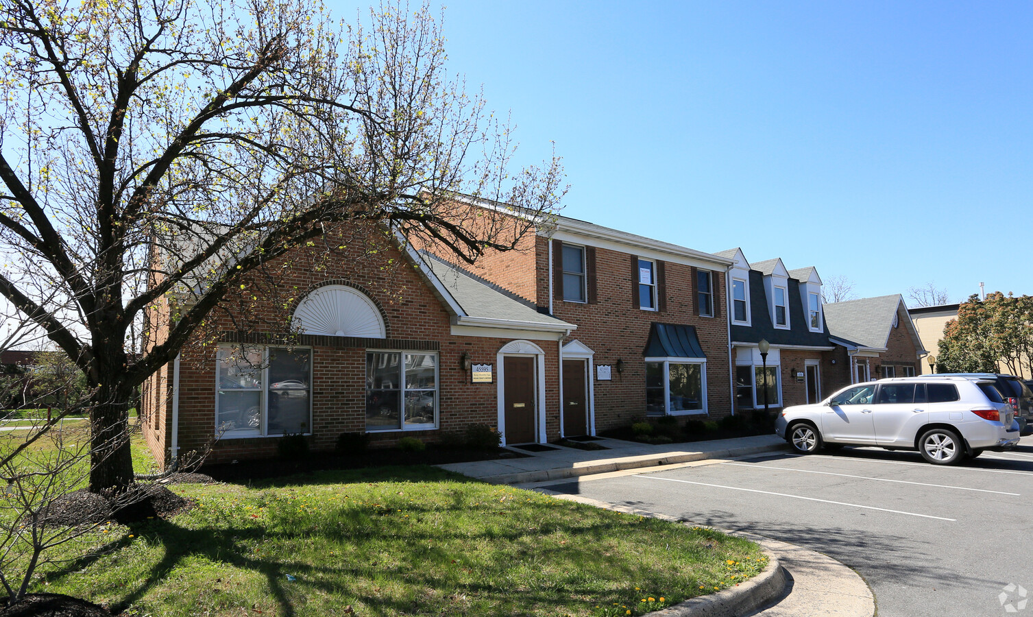 45571-45595 Shepard Dr, Sterling, VA 20164 - Lot 45595-101 - - Photo intérieure - Image 1 of 7