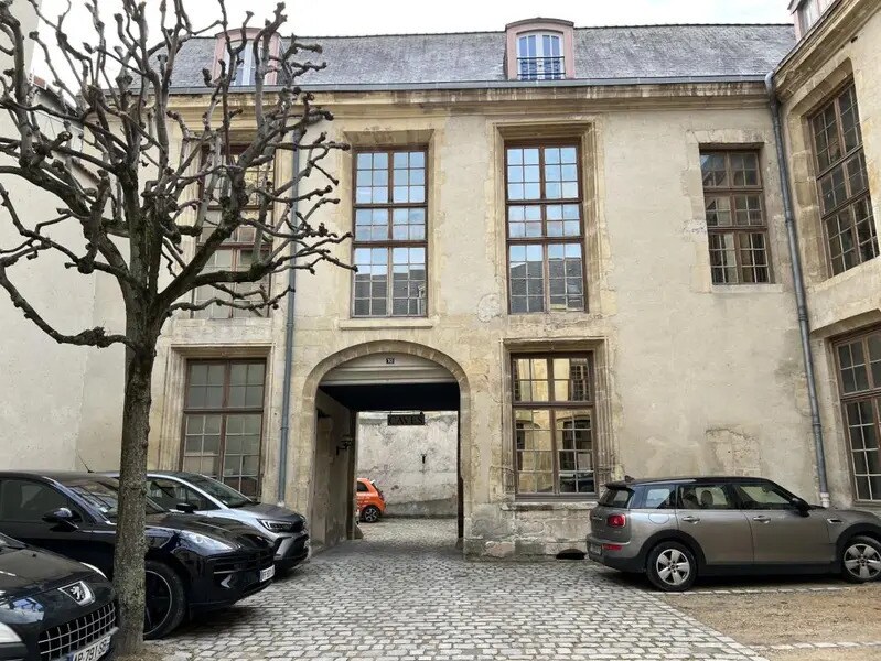 Bureau dans Reims à louer Photo de l’immeuble– Image 1 sur 6