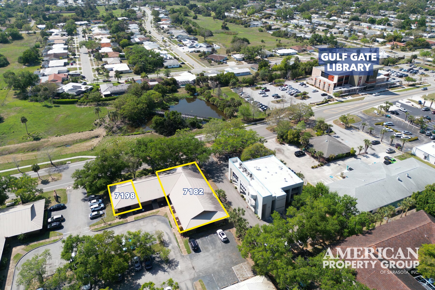 7182 Curtiss Ave, Sarasota, FL à louer Photo principale– Image 1 sur 2