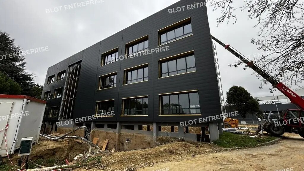 Bureau dans Pacé à vendre Photo de la construction– Image 1 sur 11