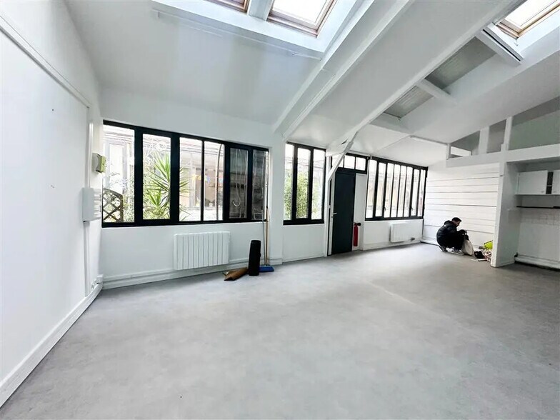 Bureau dans Paris à louer - Photo de l’immeuble – Image 3 sur 6